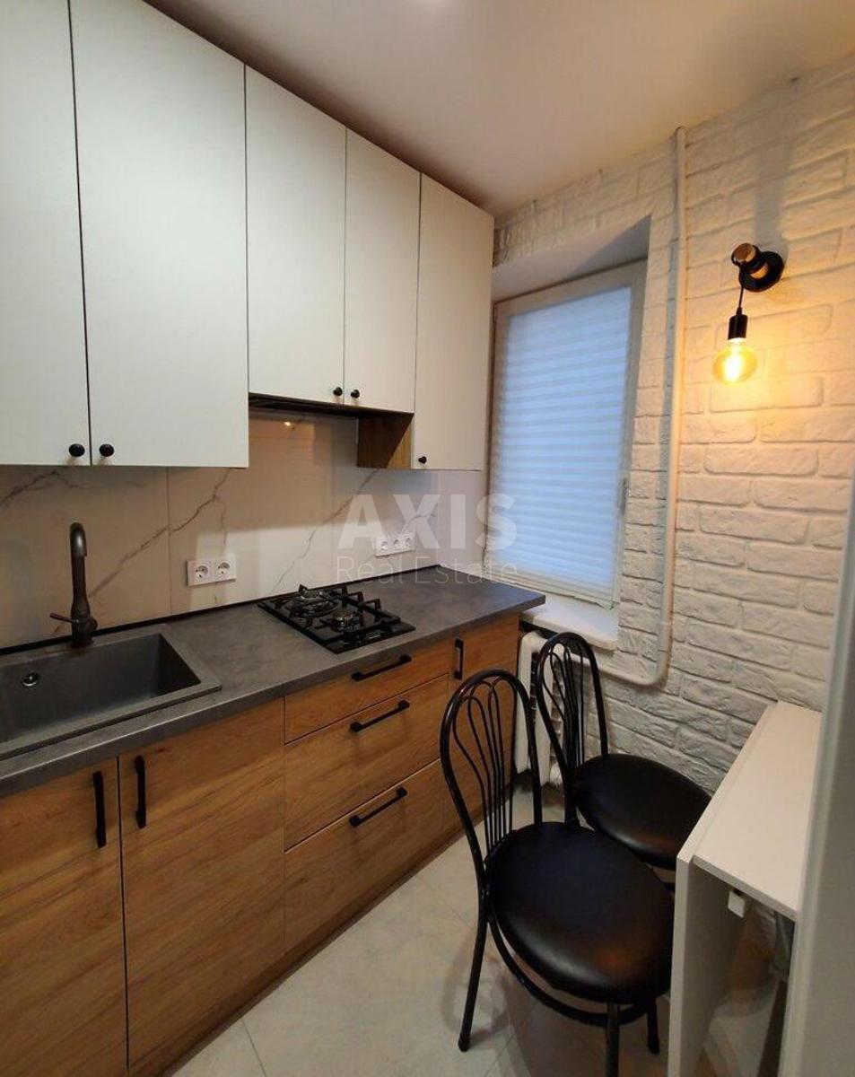 1k apartment bul. Lepse Ivana 48/24