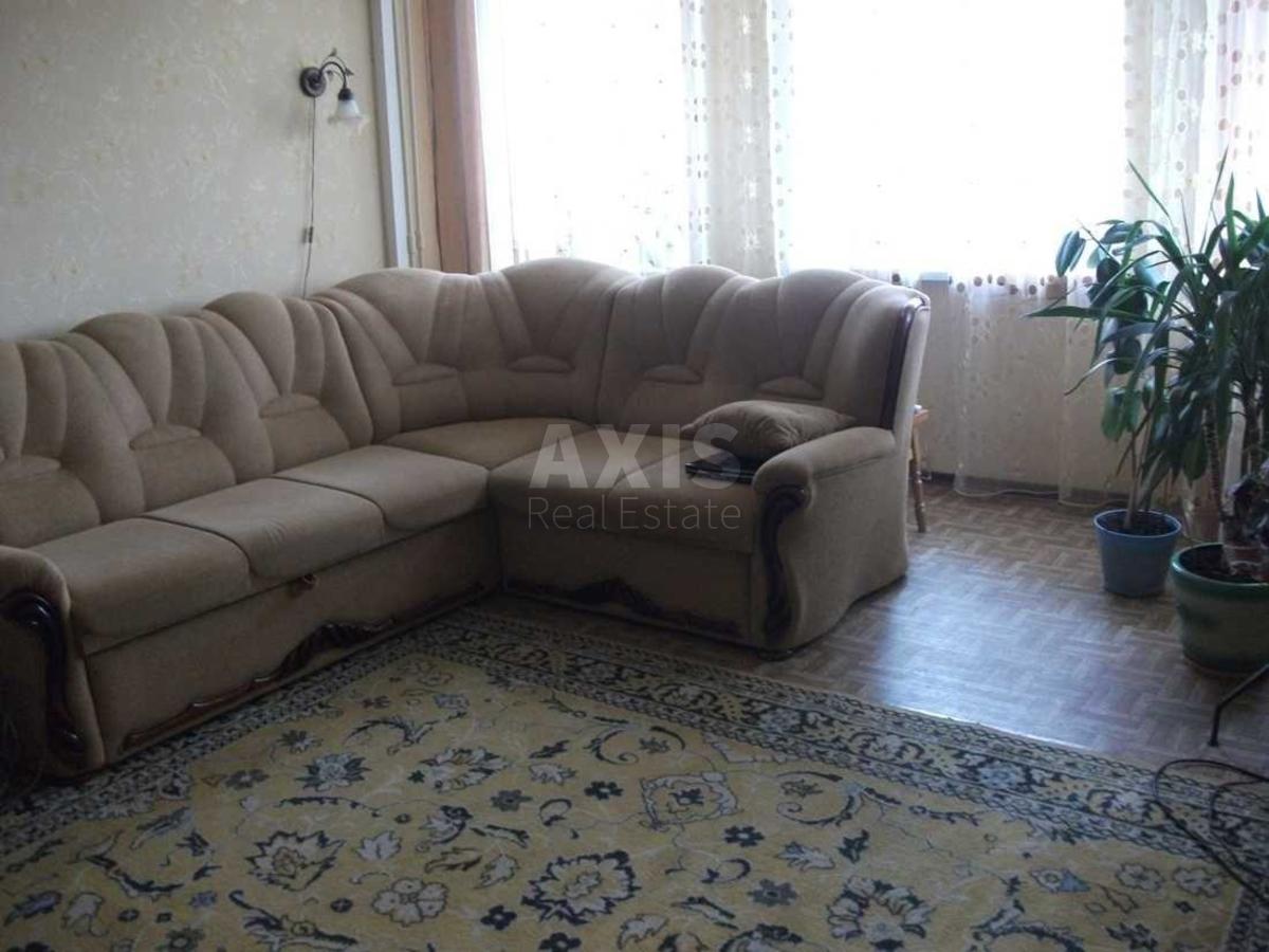4k apartment vul. Vyshnjakivs'ka 131
