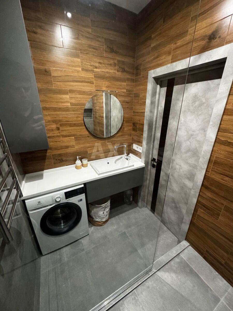 2k apartment vul. Pysarzhevs'kogo Akademika 811