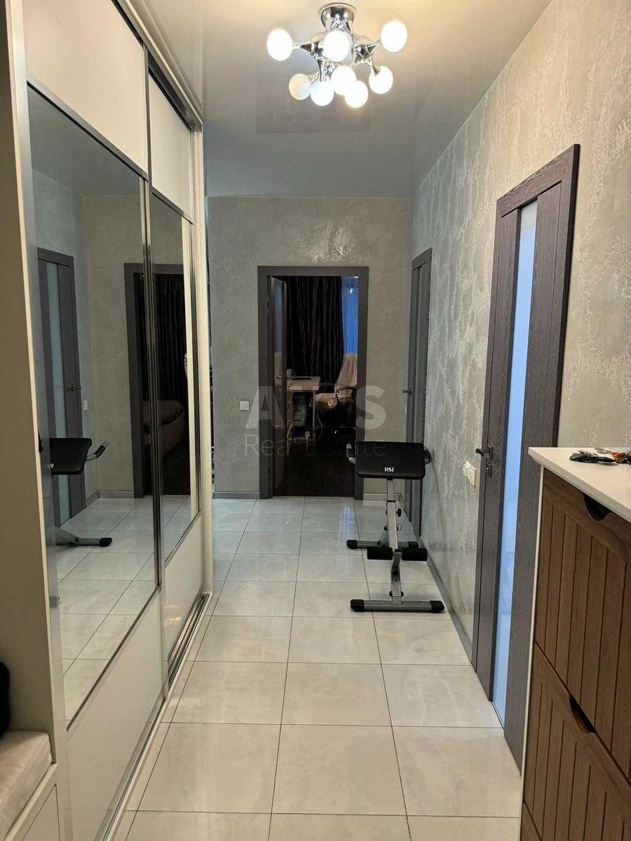 1k apartment vul. Saperno-Slobids'ka 247