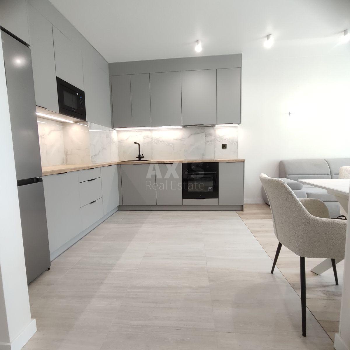 1k apartment vul. Rodyny Kristeriv 14Б