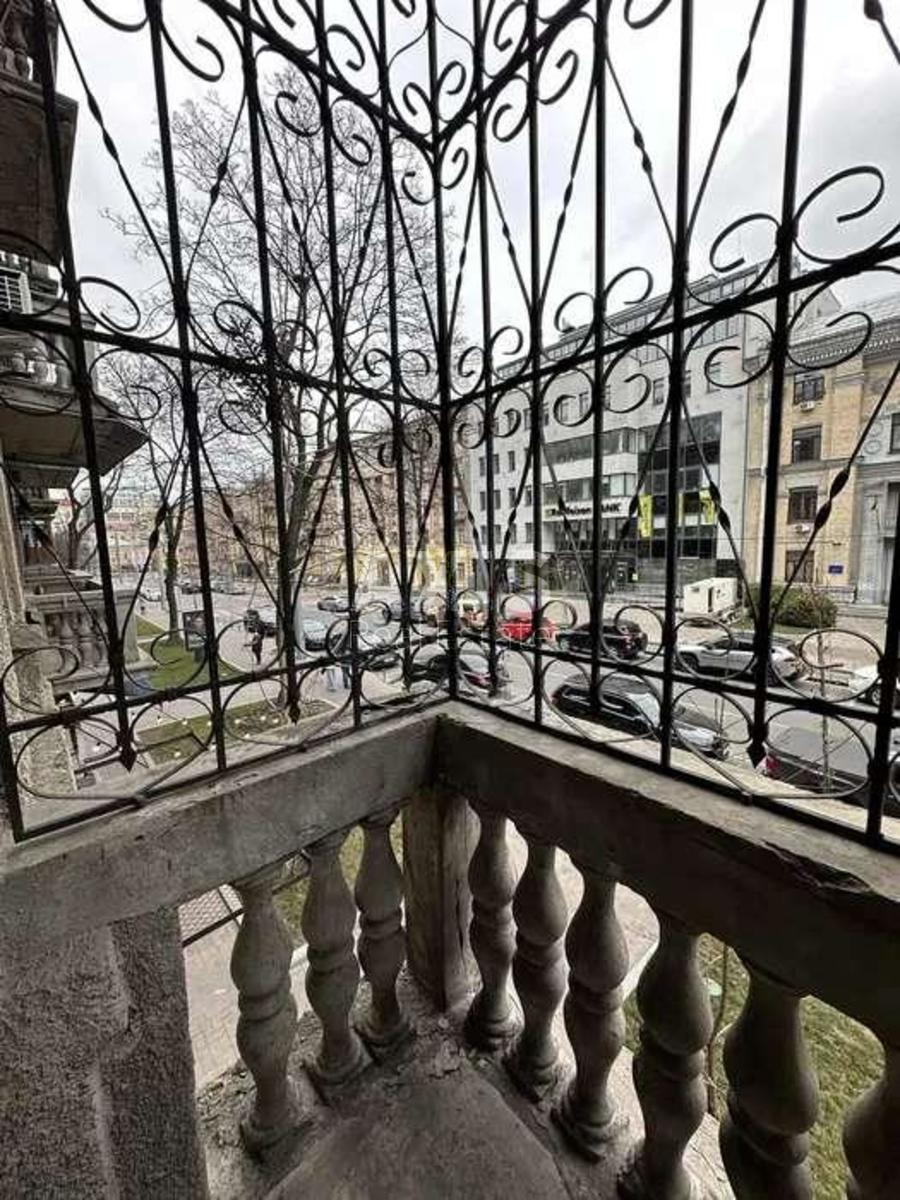 2k apartment vul. Pyrogova 28