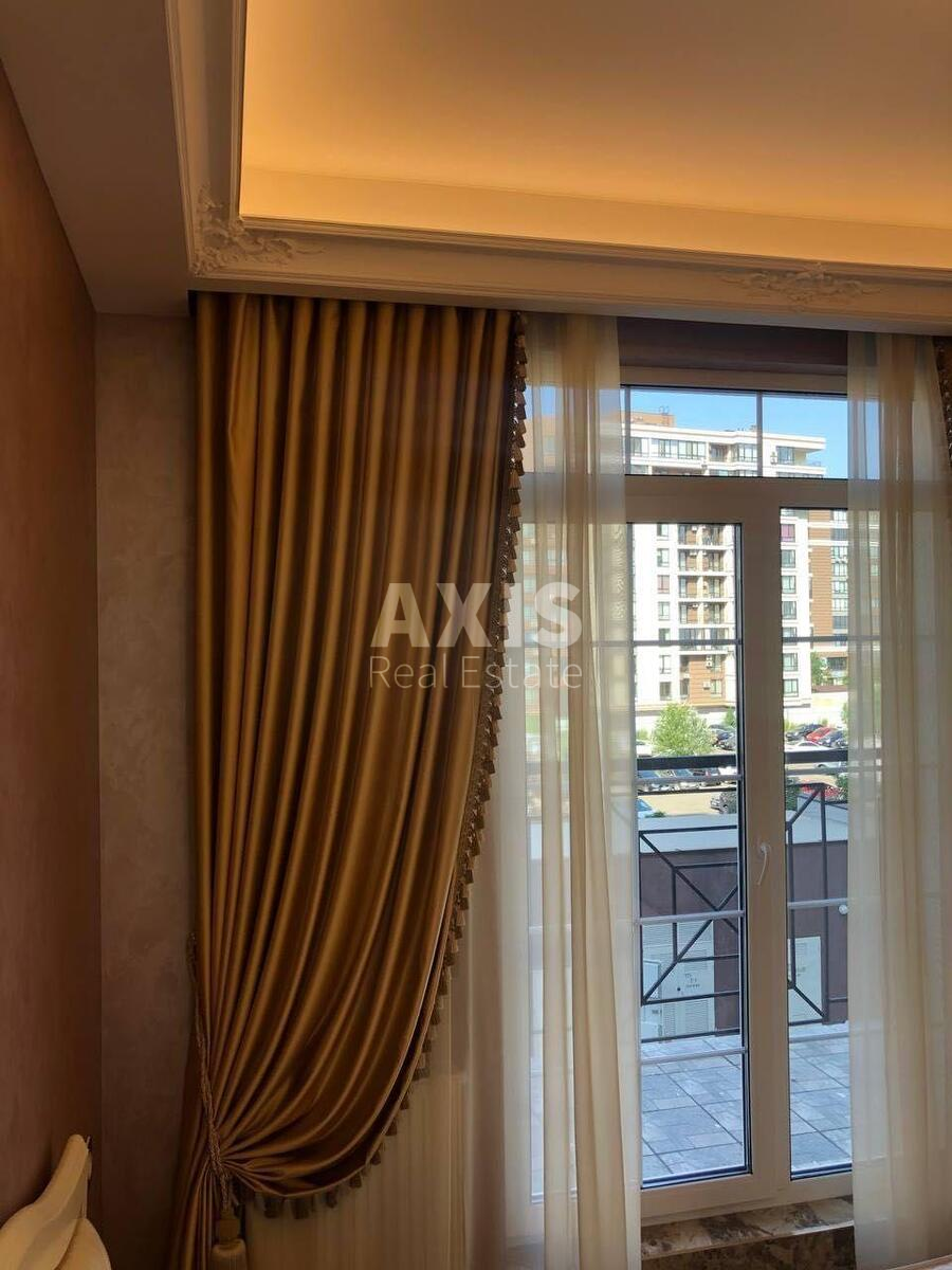 2k apartment vul. Myhajla Maksymovycha 244