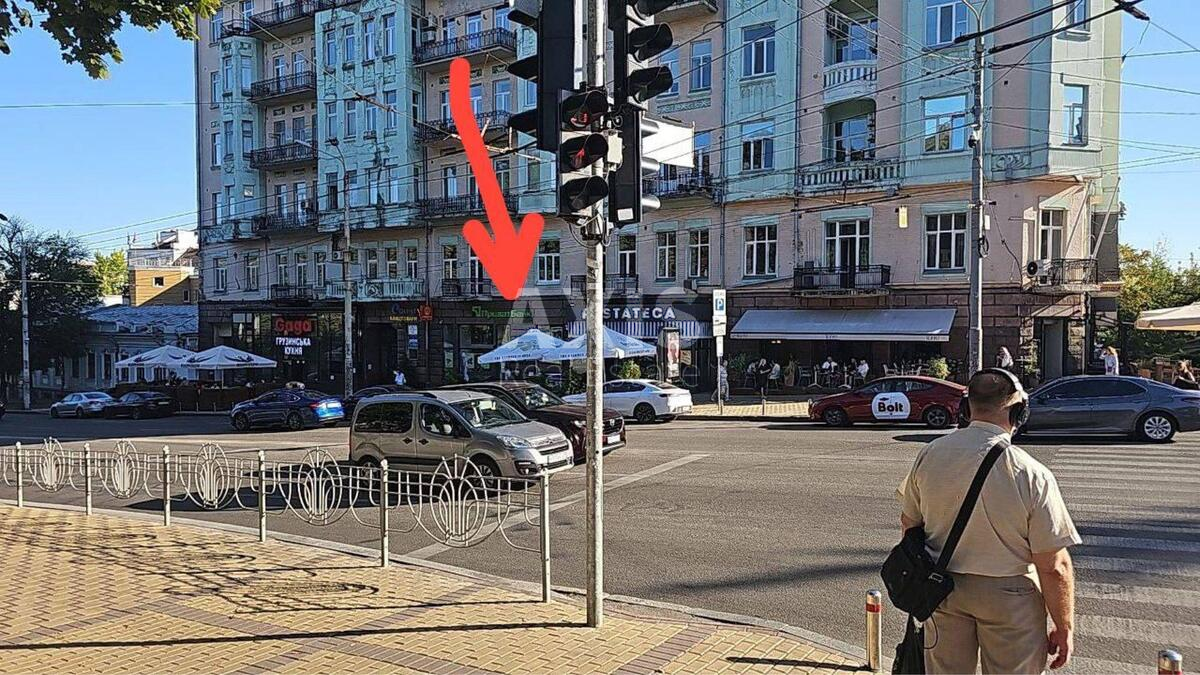 Trade object vul. Skoropads'kogo Pavla 11/61, 65m2588090