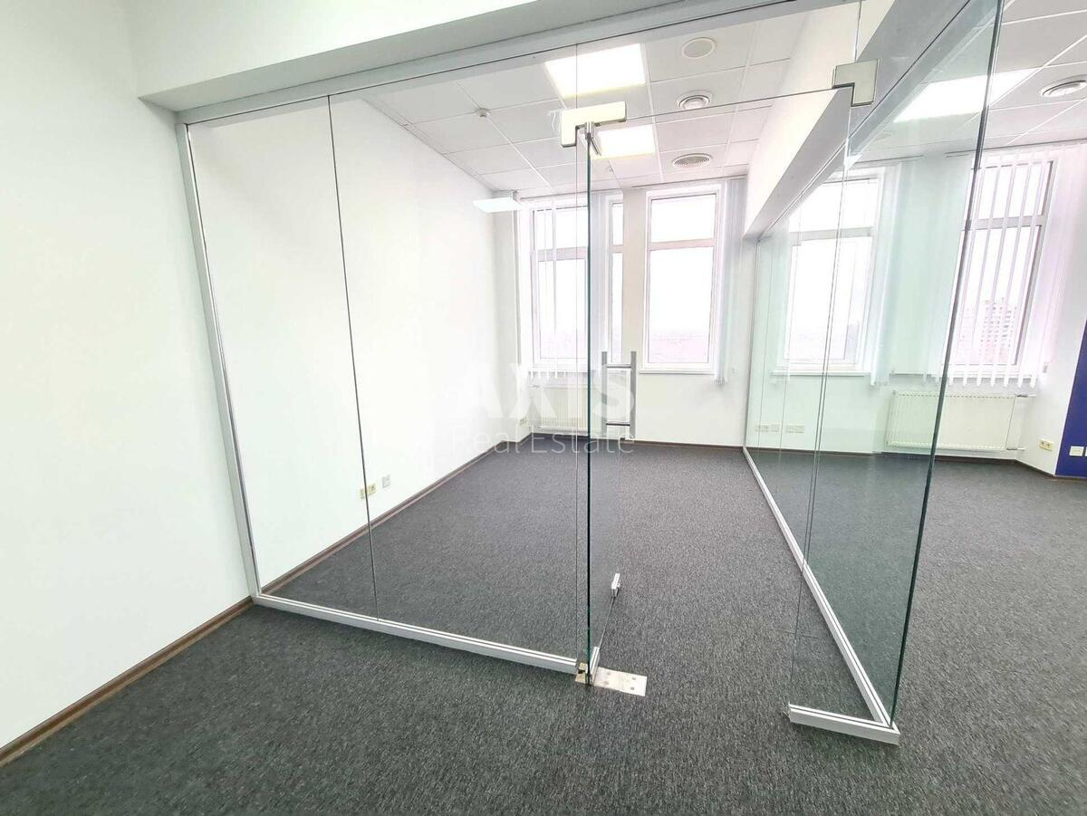 Office vul. Geroi'v Kosmosu 4, 200m2507390