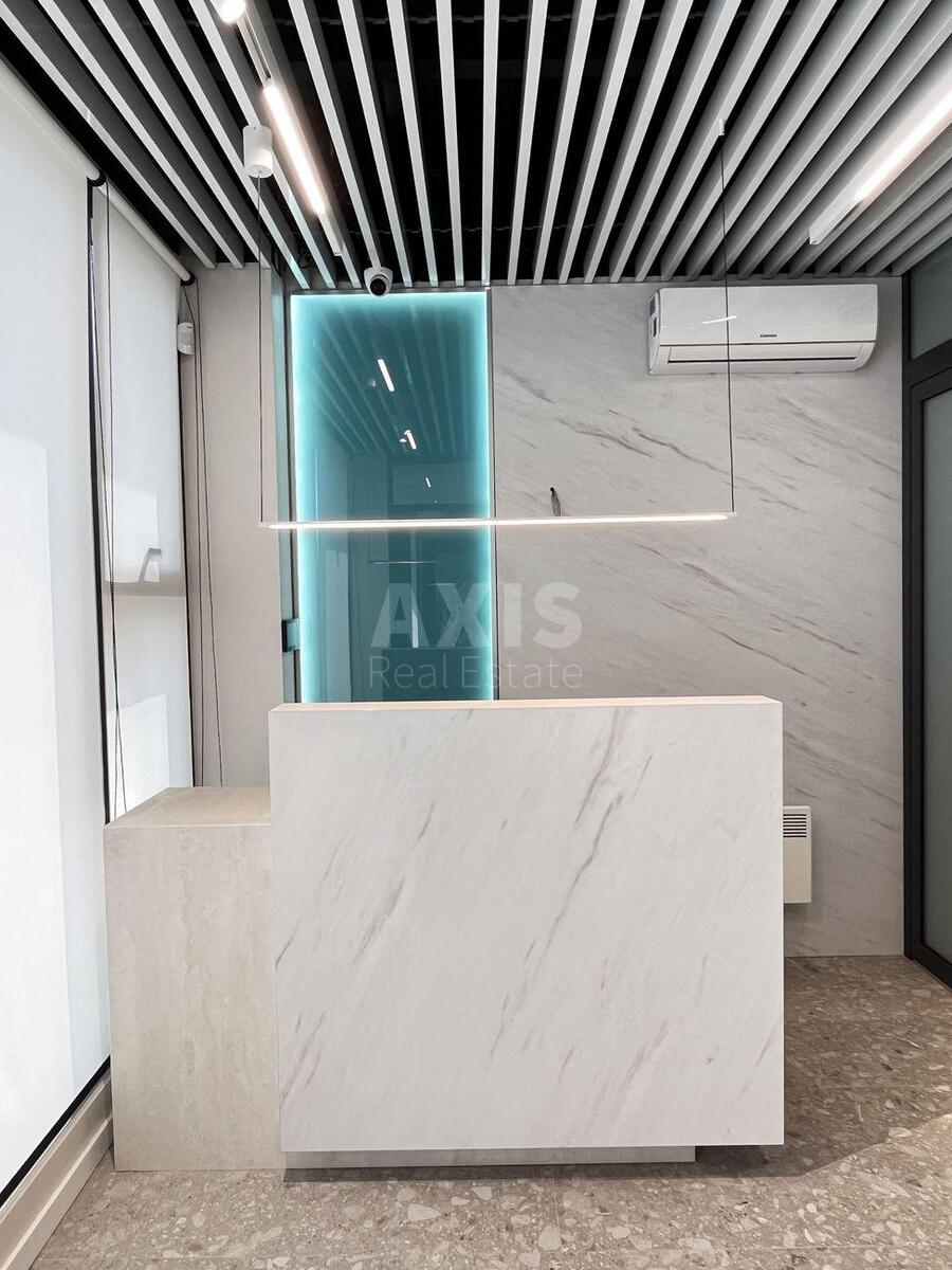 Office vul. Dragomyrova Myhajla 14А, 117m2568206