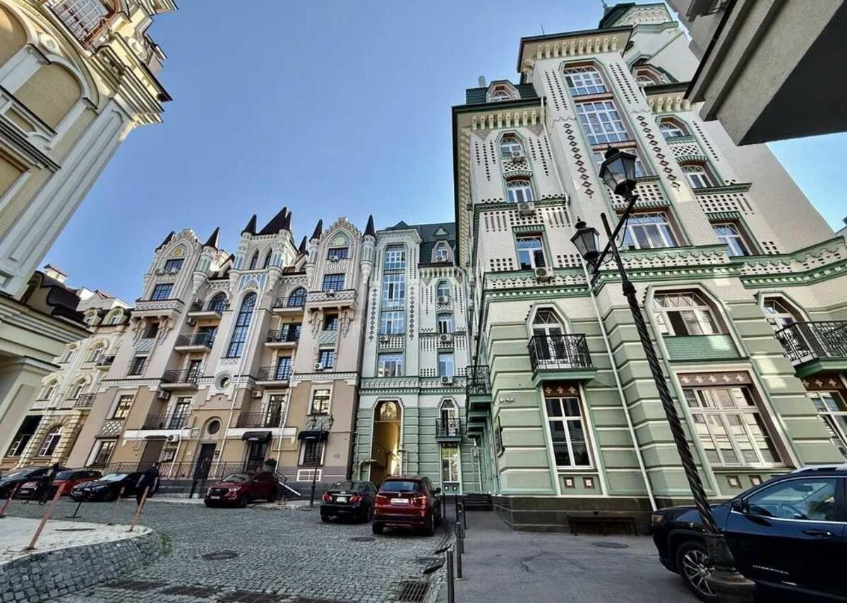 Office vul. Kozhum'jac'ka 12В, 119m258236