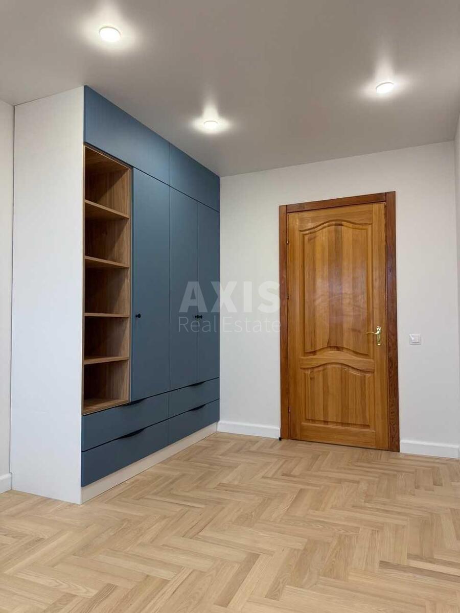 3k apartment vul. Pryrichna 196266712