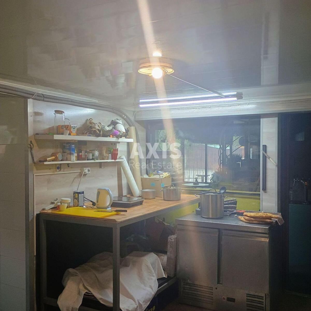 Trade object vul. Verhovynna 55, 215m2592274