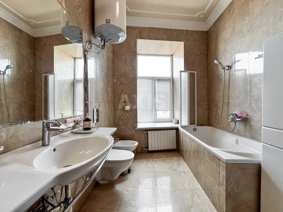 4k apartment vul. Jaroslaviv Val 14Г12