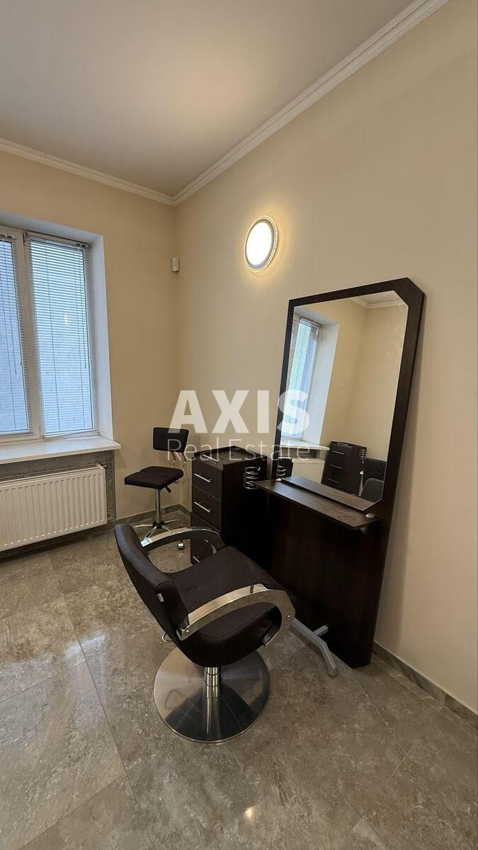 Office prov. Koval's'kyj 19, 57m2