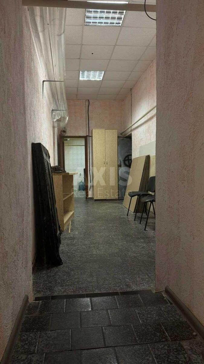 Объект торговли ул. Сечевых Стрельцов 12, 112м26192511