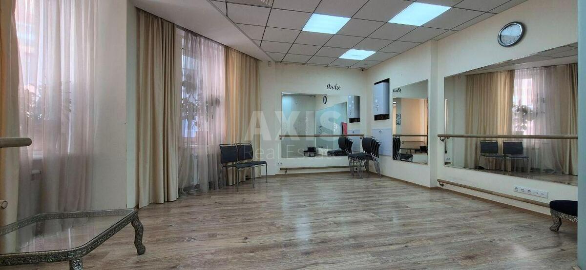 Office bul. Lesi Ukrai'nky 7Б, 200m2578592