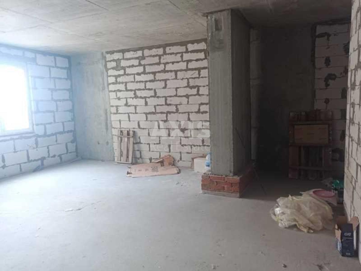 2k apartment vul. Novoukrai'ns'ka 60