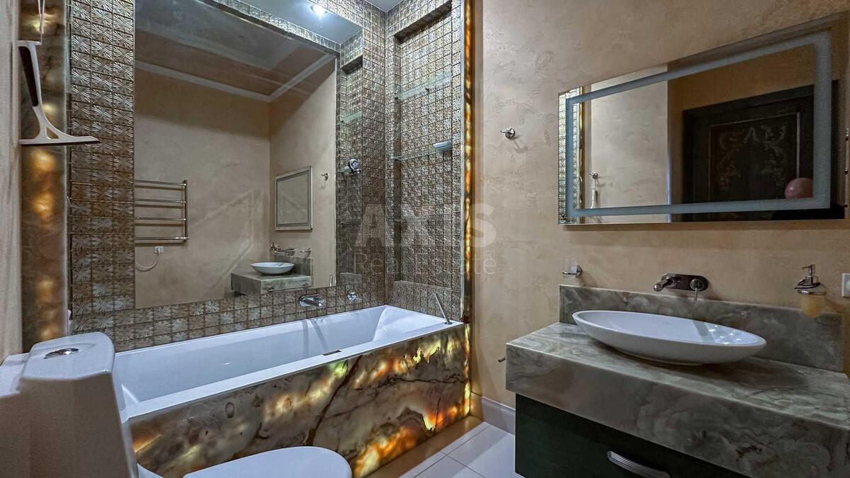 3к квартира ул. Большая Житомирская 8Б7