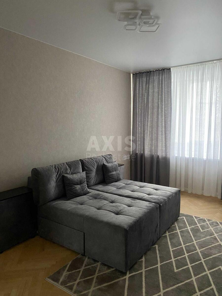 3k apartment vul. Velyka Vasyl'kivs'ka 805