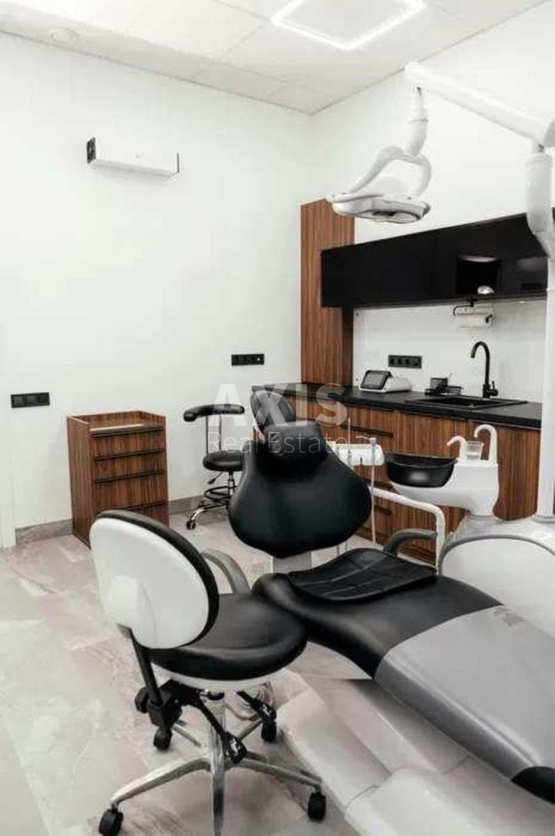 Service object vul. Kudri Ivana 11, 85m2330401