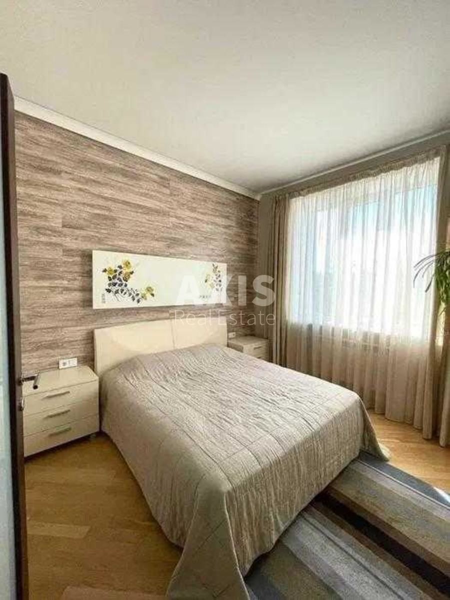 3k apartment vul. Barbjusa Anri 37/13