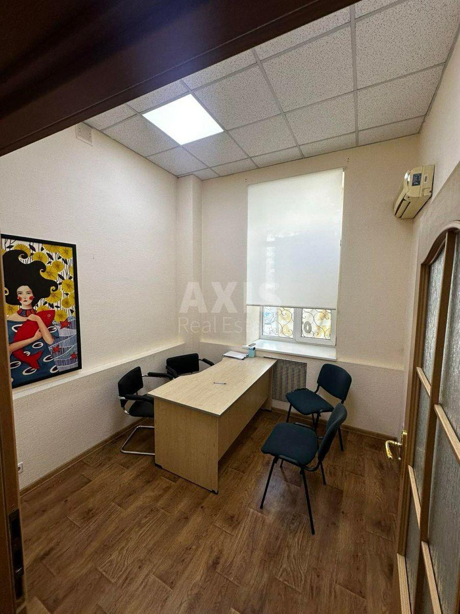 Офис ул. Гончара Олеся 35, 55м2