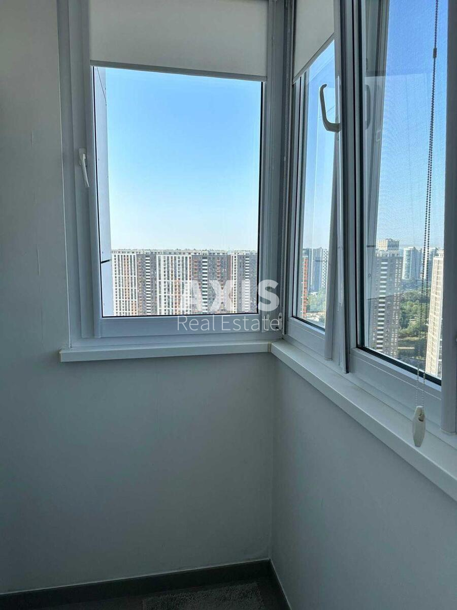 3k apartment vul. Knjazhyj Zaton 2111