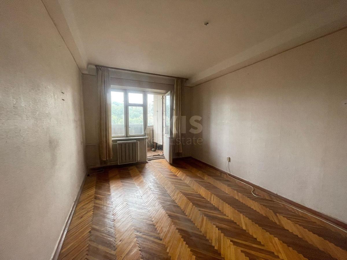 2к квартира пр-т Голосеевский 1104