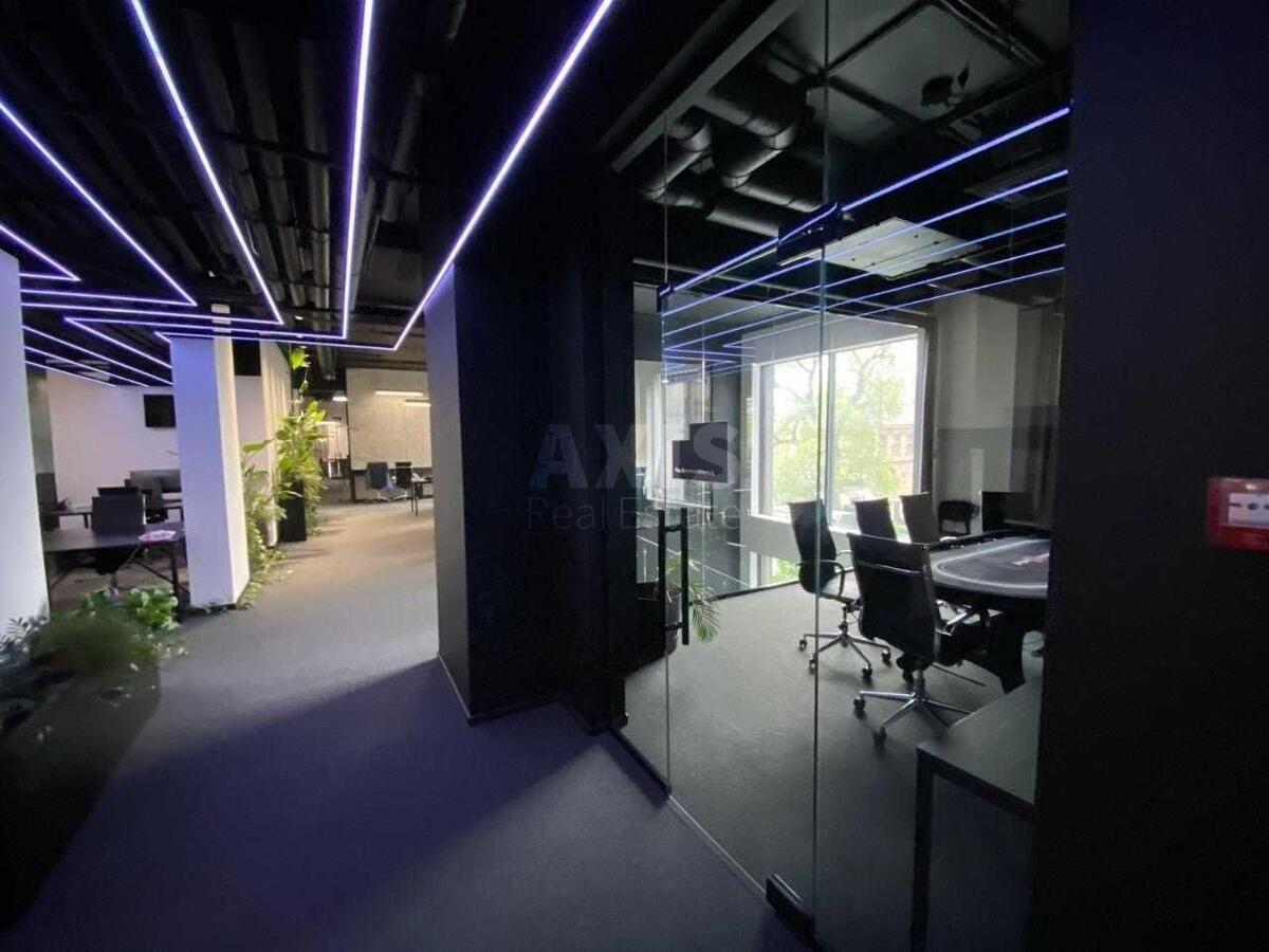 Офис ул. Антоновича 74, 680м2598519
