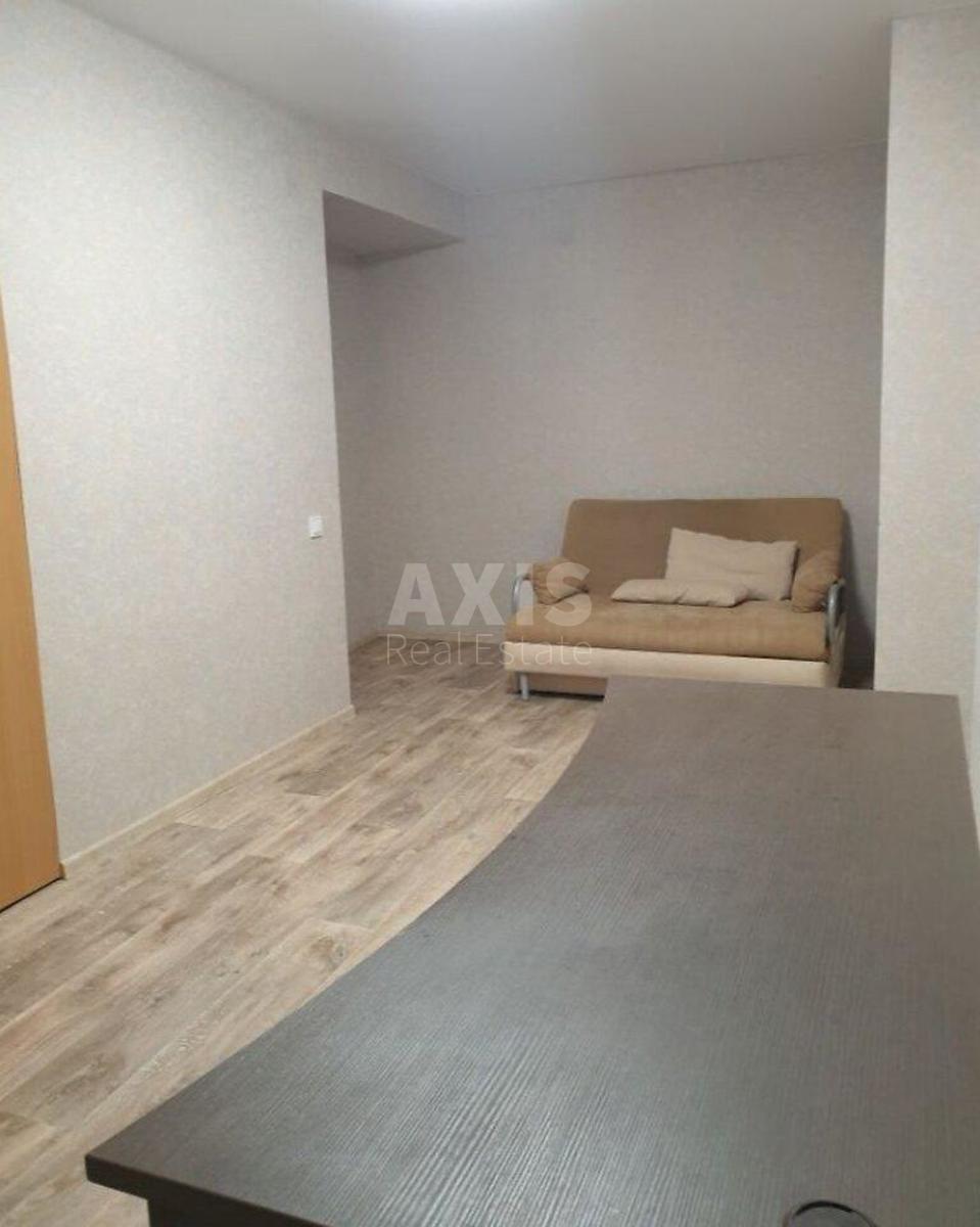 2k apartment vul. Nyzhn'ojurkivs'ka 40