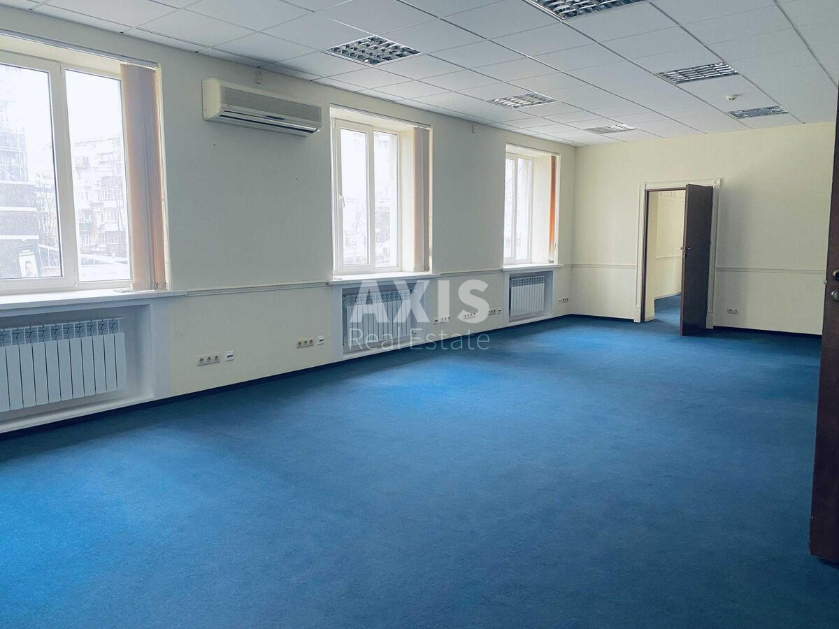 Office vul. Jevgena Konoval'cja 36Д, 287m2