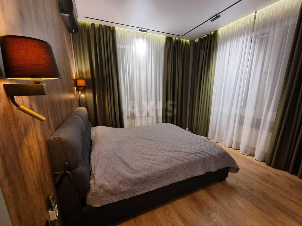 4k apartment vul. Nagirna 18/167