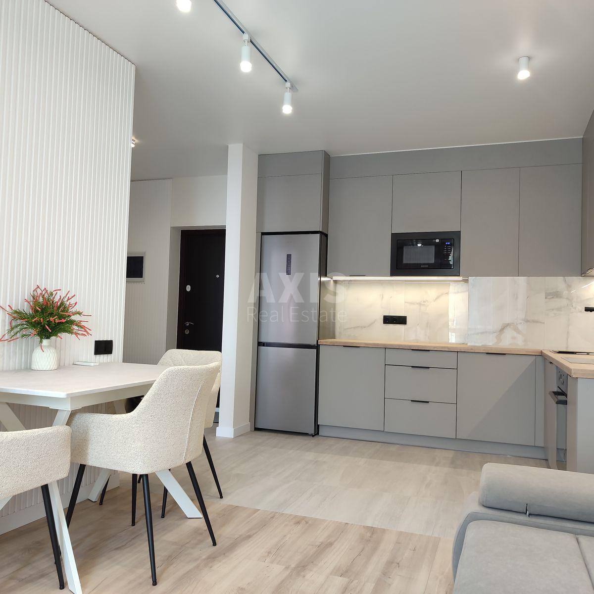 1k apartment vul. Rodyny Kristeriv 14Б0