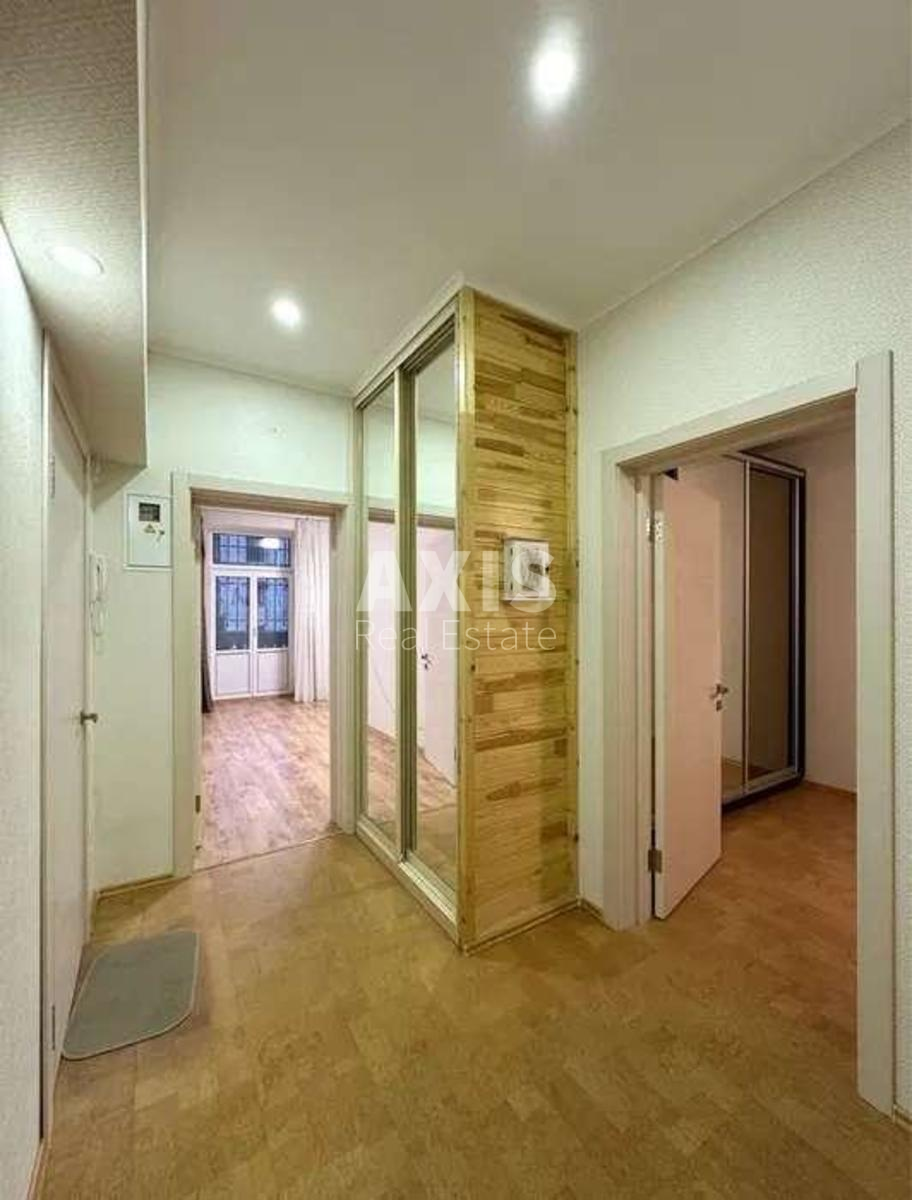2k apartment vul. Pyrogova 29