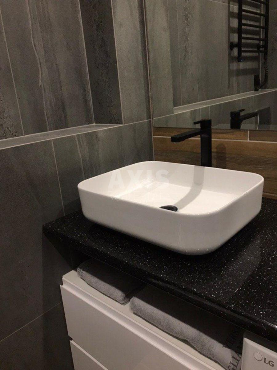 2k apartment vul. Zarichna 165