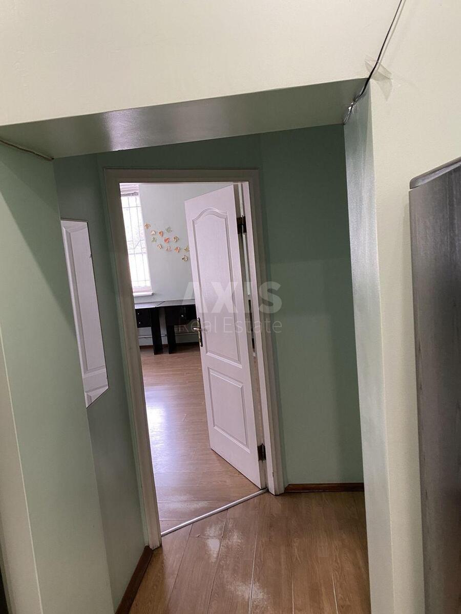 Office pr-t Lobanovs'kogo 119/2, 215m2611776