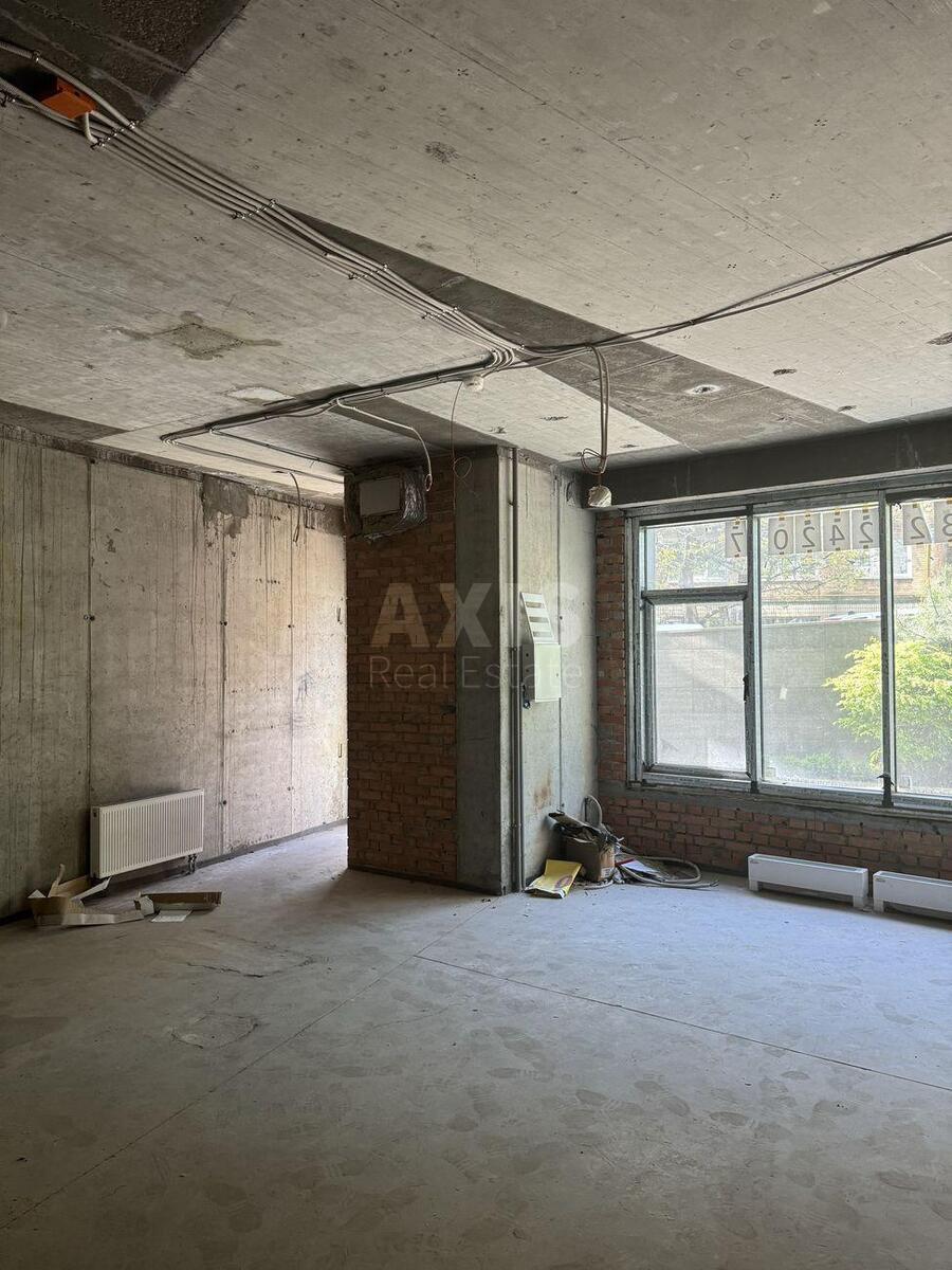 Объект торговли ул. Бусловская 12, 75м2612293