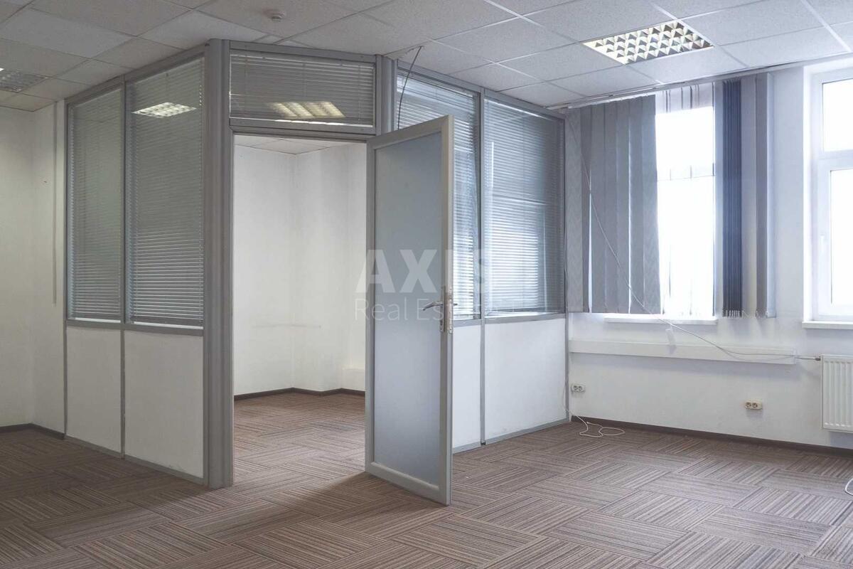 Office vul. Geroi'v Kosmosu 4, 212m258213