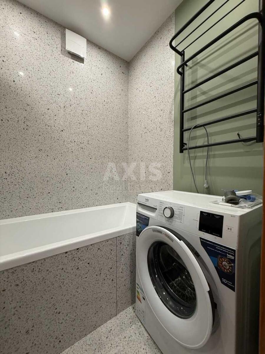 3k apartment vul. Pryrichna 196266713