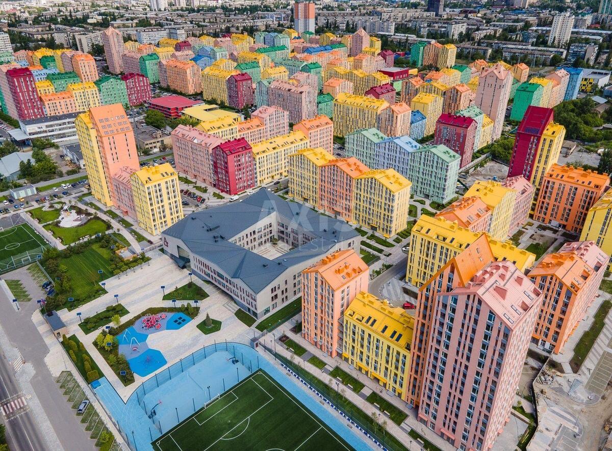 5k apartment pr-t Sobornosti 175738915