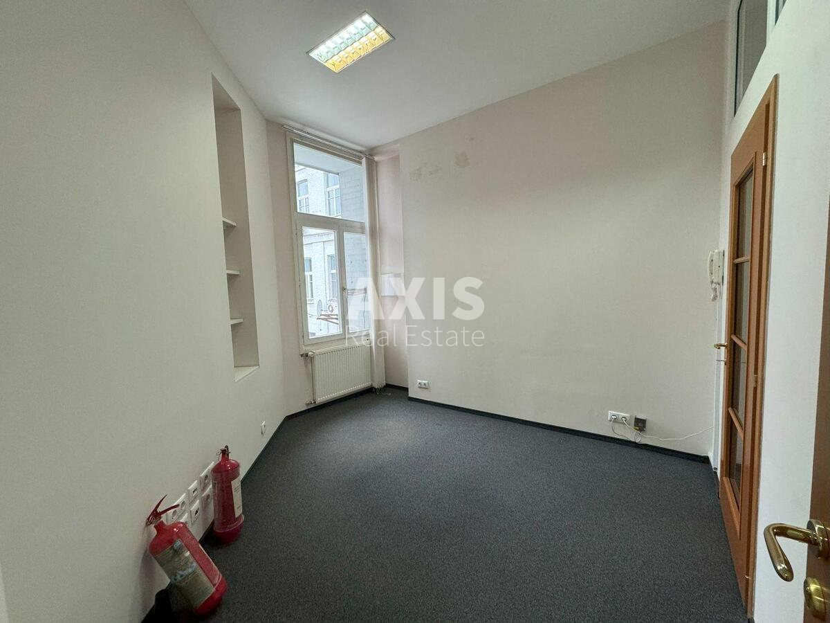 Office prov. Muzejnyj 4, 107m2509873