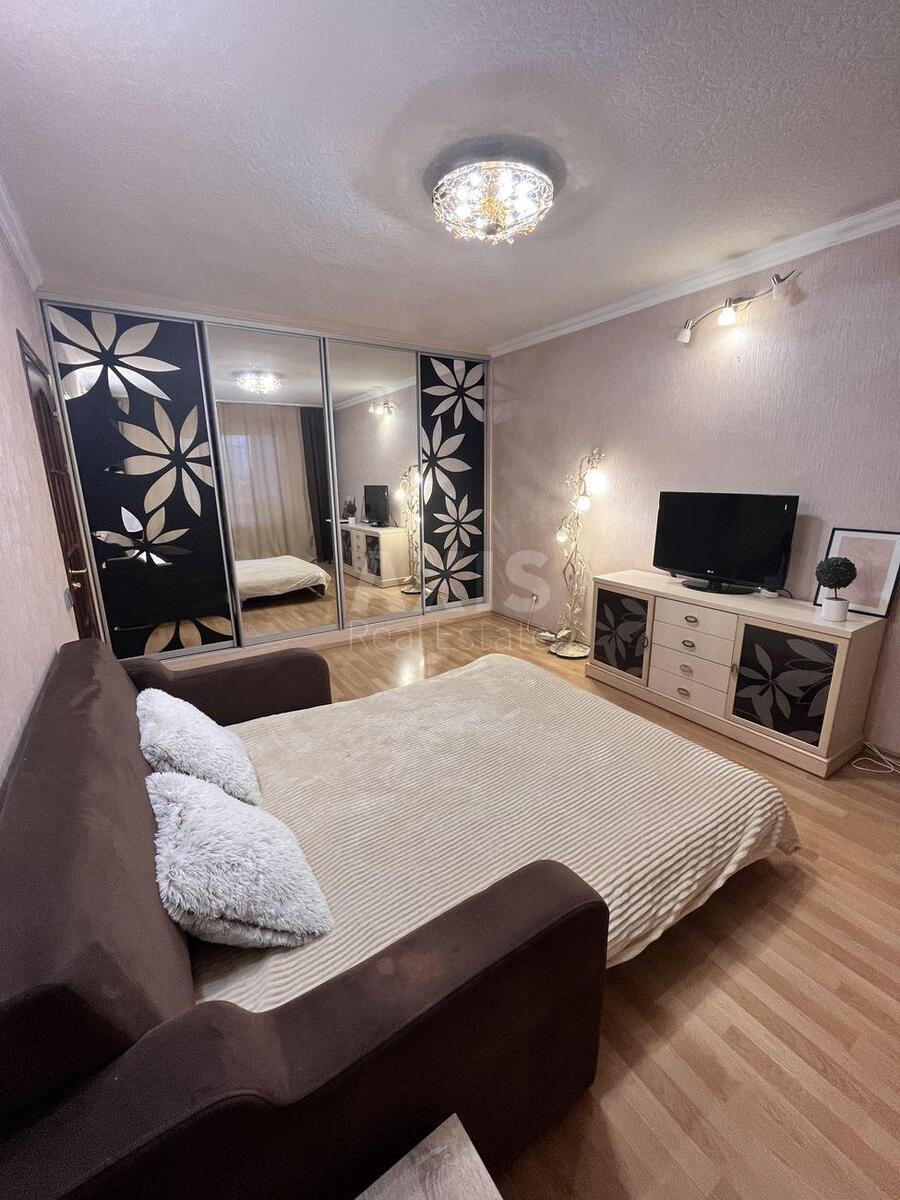 3k apartment pr-t Grygorenka Petra 5576130