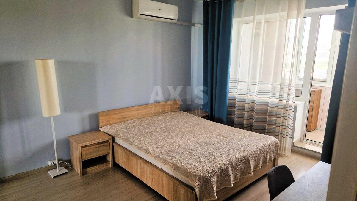 2к квартира ул. Бурмистенко 12577355