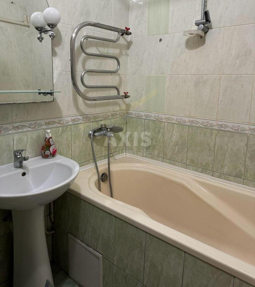 2к квартира ул. Круглоуниверситетская 133
