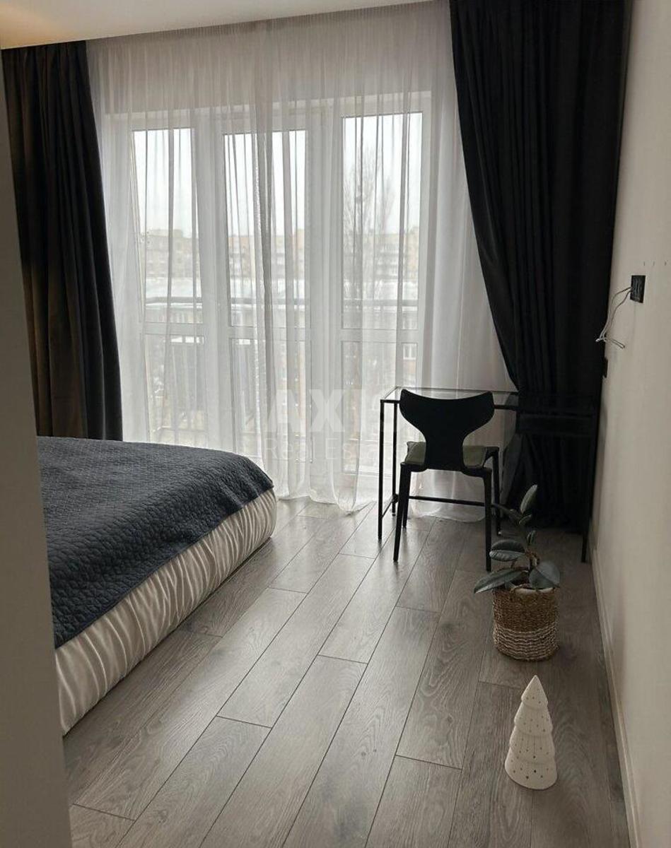 2k apartment vul. Metrologichna 1095