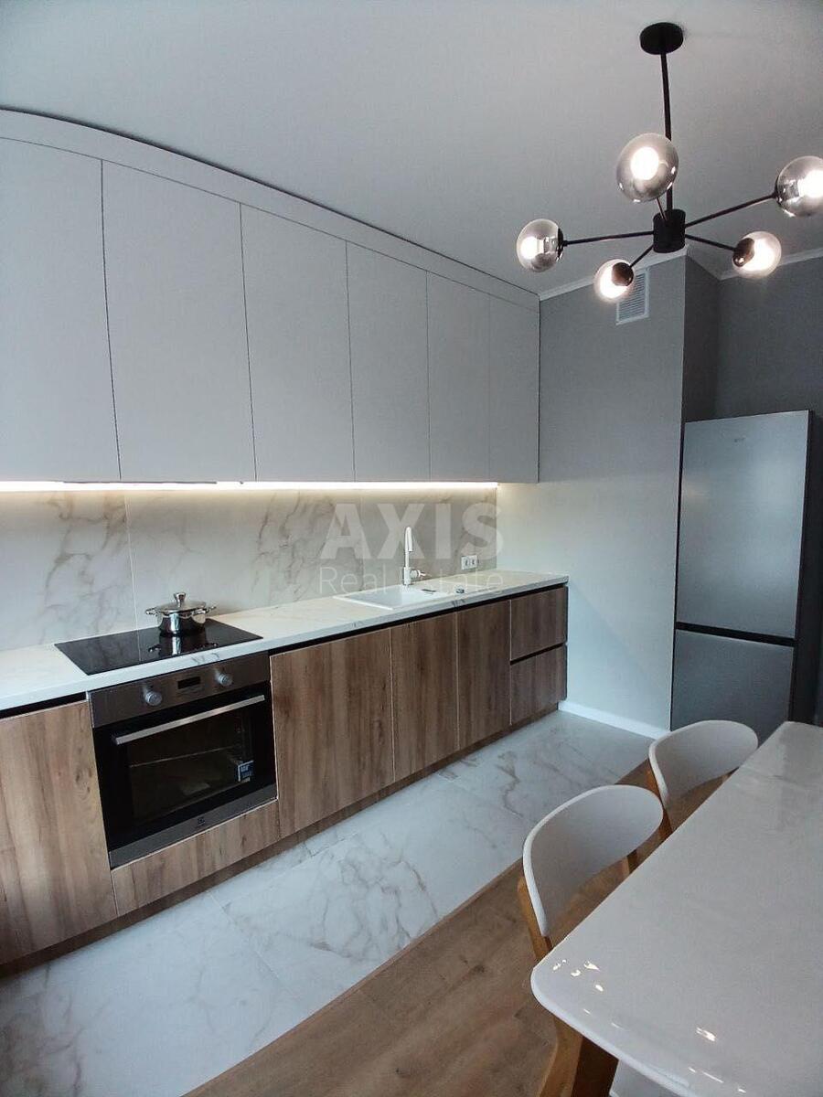 2k apartment vul. Petryc'kogo Anatolija 15