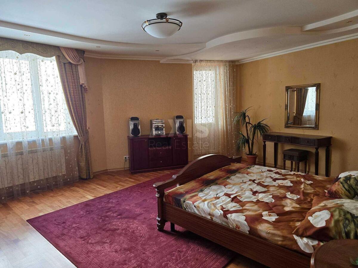 3к квартира пр-т Голосеевский 688