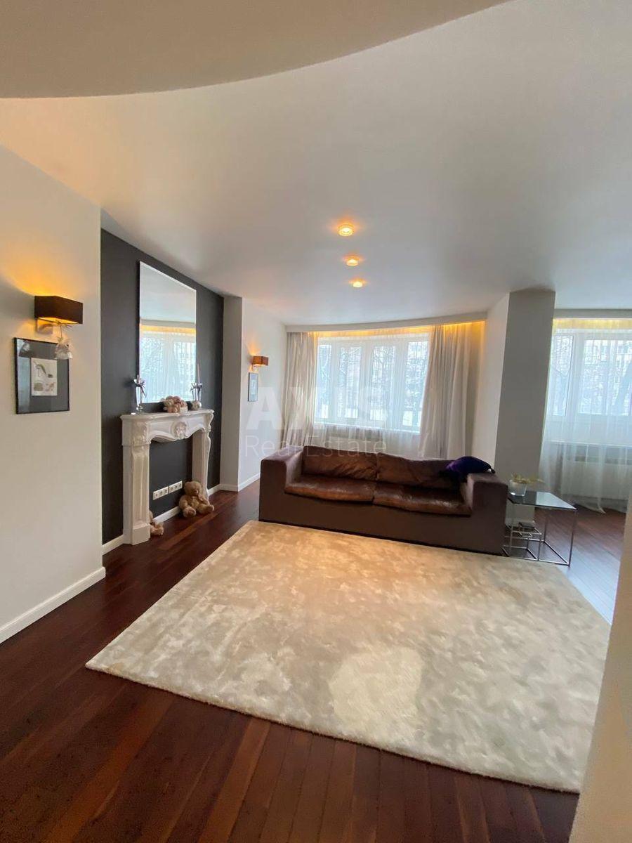 1k apartment vul. Verhovynna 350