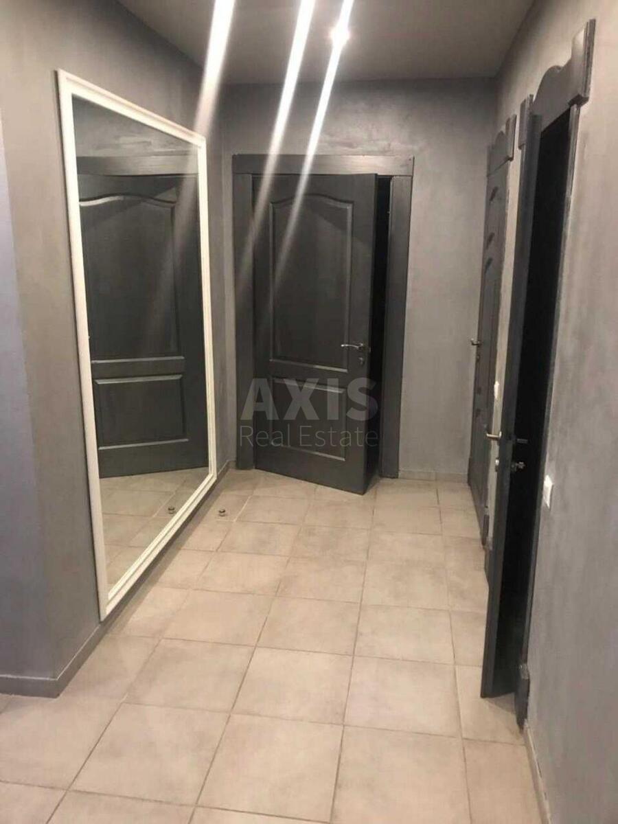 Офис ул. Десятинная 7, 140м2604004