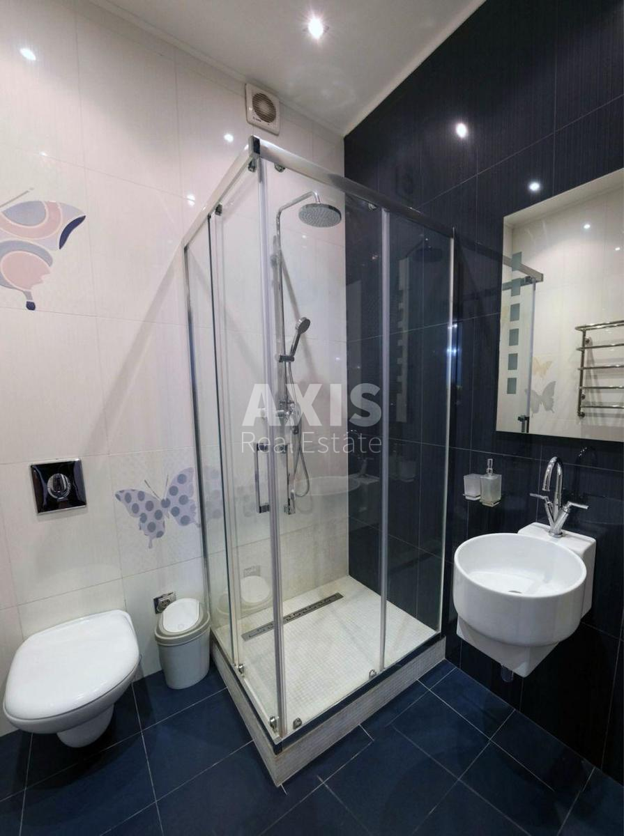 3k apartment vul. Jevgena Konoval'cja 326