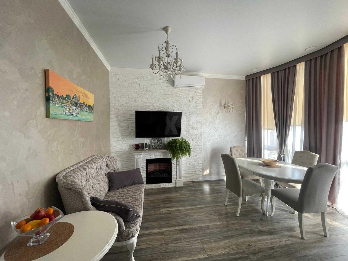 5k apartment vul. Demii'vs'ka 130