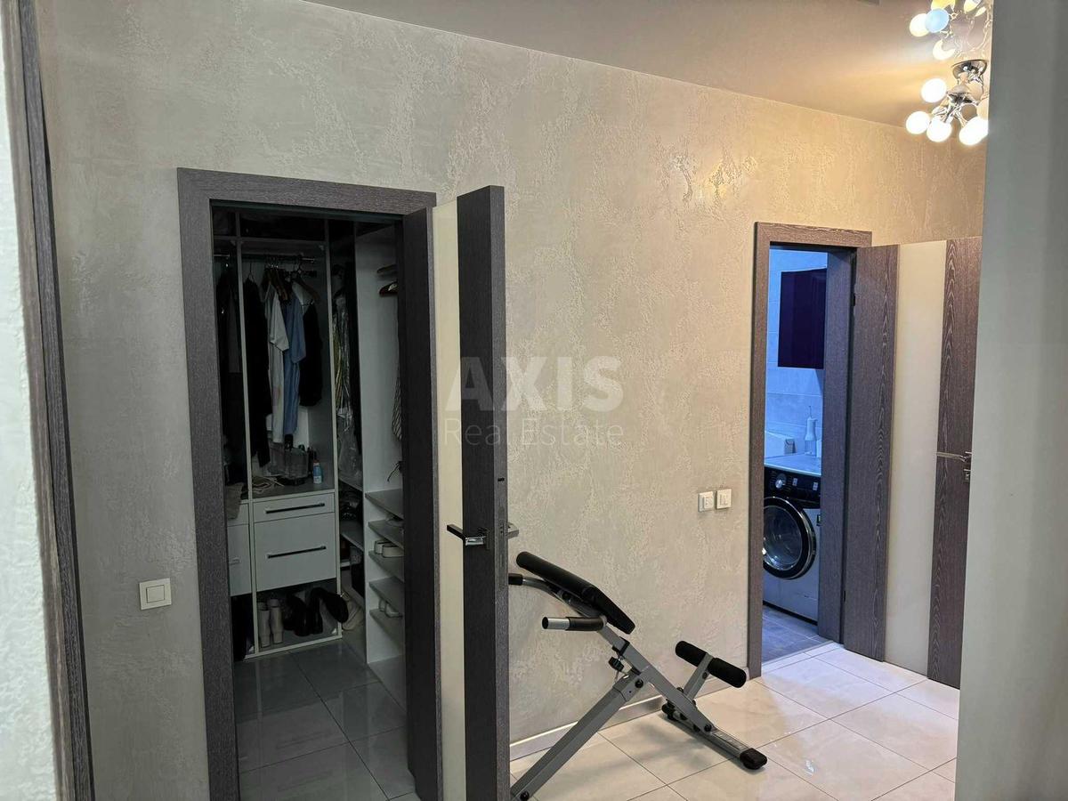 1k apartment vul. Saperno-Slobids'ka 249