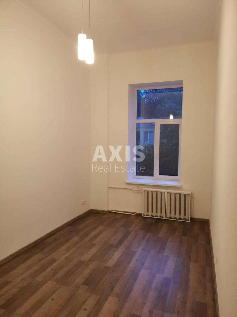 Office vul. Saksagans'kogo 31, 89m2
